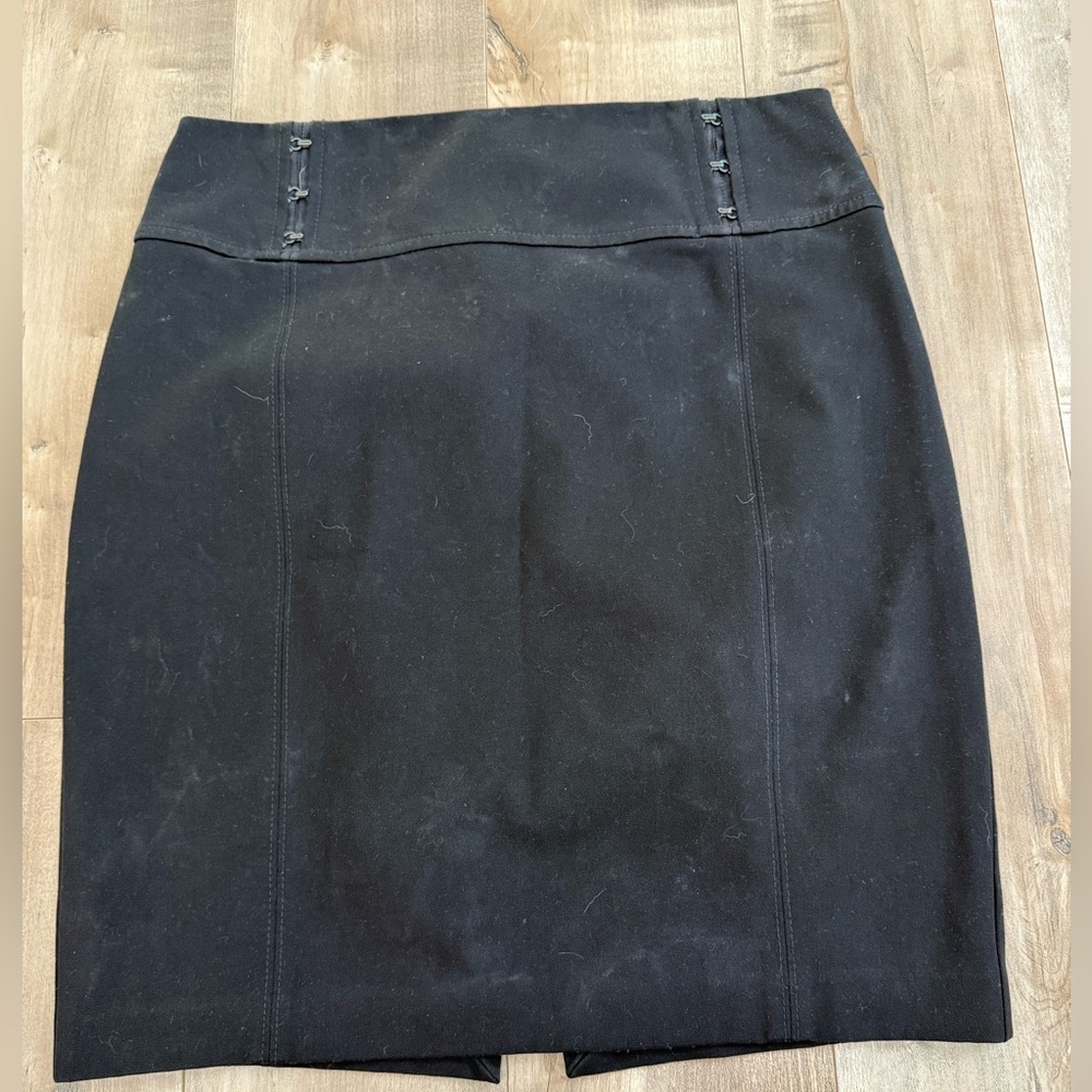 Express Pencil Skirt Women's 10 Black Knee‎ Length Office Career Lined Metal